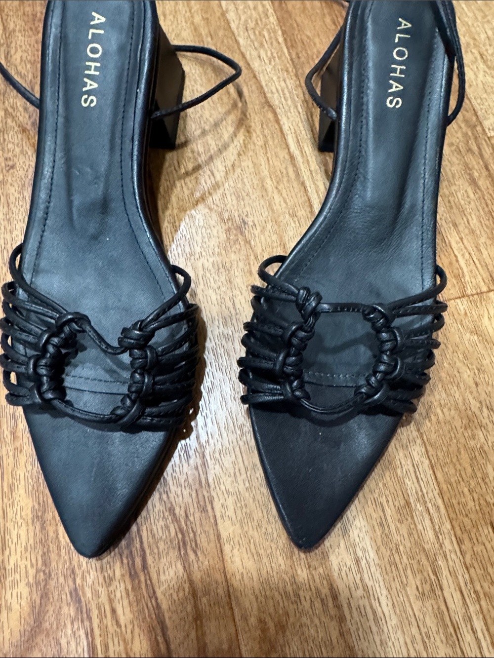 ALOHAS Mirage Sandal in Black - Picture 2 of 11